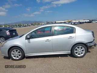 2010 Nissan Sentra SR with VIN 3N1AB6AP5AL703310, listed as a IAAI auction lot 42174040 with 121,260 mi miles and . Bid and sale history available at DreamBid. Image 15.