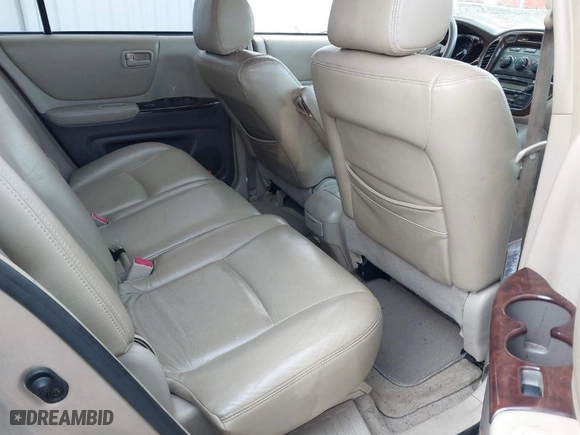 2006 Toyota Highlander w/3rd Row with VIN JTEDP21A960104281, listed as a IAAI auction lot 41809727 with 286,038 mi miles. Bid and sale history available at carsss.com. Image 8.