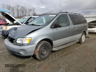 2000 Toyota Sienna LE with VIN 4T3ZF13C7YU235777, listed as a Copart auction lot 43792734 with 223,722 mi miles and Salvage Title. Bid and sale history available at carsss.com. Image 1.