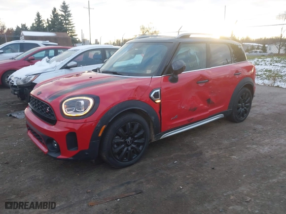 2022 MINI Countryman Cooper S with VIN WMZ83BR09N3N51641, listed as a IAAI auction lot 41003895 with 20,720 mi miles. Bid and sale history available at carsss.com. Image 17.