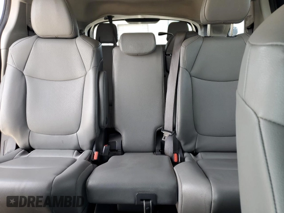 2021 Toyota Sienna XLE with VIN 5TDJRKEC0MS022530, listed as a Copart auction lot 53461735 with 48,887 mi miles and Salvage Title. Bid and sale history available at carsss.com. Image 10.