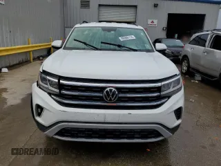 2021 Volkswagen Atlas SE z VIN 1V2DP2CAXMC525244, wystawiony jako Copart lot #80986114 z przebiegiem Nie podano mil oraz Nie do naprawy • Non repairable. Historia ofert i sprzedaży dostępna na DreamBid. Obrazek 5.