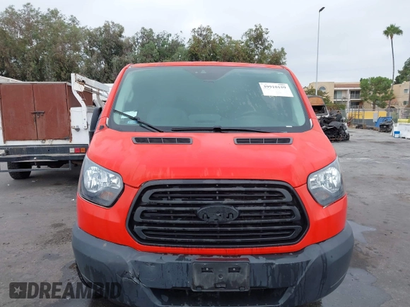 2019 Ford Transit with VIN 1FTYE1YMXKKA80772, listed as a IAAI auction lot 39910159 with 117,427 mi miles. Bid and sale history available at carsss.com. Image 12.