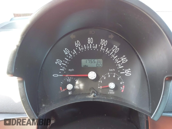 2002 Volkswagen Beetle GLS with VIN 3VWCD21C92M429236, listed as a IAAI auction lot 42153808 with 175,538 mi miles and . Bid and sale history available at DreamBid. Image 7.