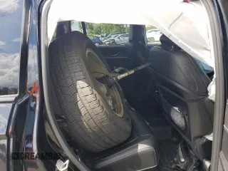 2023 Jeep Grand Cherokee Limited z VIN 1C4RJHBG0PC621468, wystawiony jako Copart lot #64224565 z przebiegiem 33 022 mil mil oraz Szkoda całkowita • Salvage title. Historia ofert i sprzedaży dostępna na DreamBid. Obrazek 10.