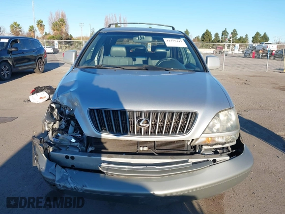 1999 Lexus RX 300 Luxury SUV with VIN JT6HF10U9X0046499, listed as a IAAI auction lot 41375447 with 149,629 mi miles. Bid and sale history available at carsss.com. Image 12.