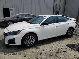 2025 Nissan Altima SV with VIN 1N4BL4DW1SN320770, listed as a Copart auction lot 53951215 with 10,813 mi miles and Salvage Title. Bid and sale history available at carsss.com. Image 1.