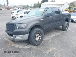 2005 Ford F-150 XLT с VIN 1FTRW12WX5FA40877, выставлен на аукционе IAAI как лот 41760089 с пробегом 182 419 миль миль и . История ставок и продаж доступна на DreamBid. Изображение 2.