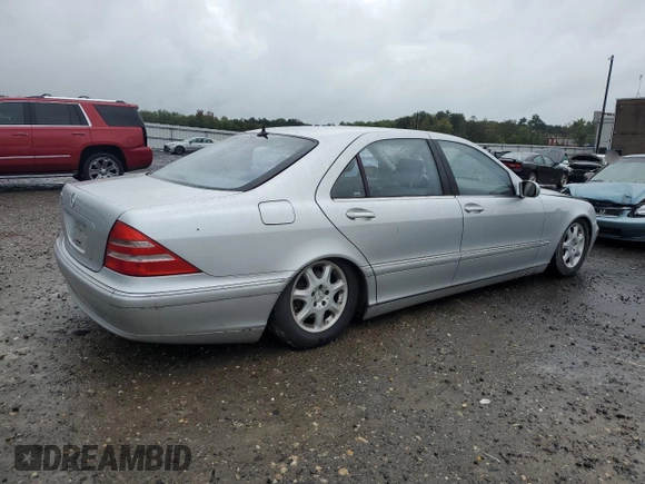 2002 Mercedes-Benz S-Class 5.0L with VIN WDBNG75J02A308650, listed as a Copart auction lot 71954194 with 191,891 mi miles and Clean Title. Bid and sale history available at carsss.com. Image 3.