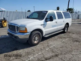 2000 Ford Excursion Special Serv z VIN 1FMNU40LXYEA64231, wystawiony jako Copart lot #50645995 z przebiegiem 218 047 mil mil oraz Czysty tytuł • Clean title. Historia ofert i sprzedaży dostępna na DreamBid. Obrazek 1.