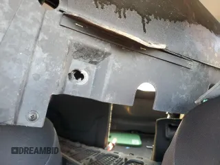 2018 Jeep Renegade Latitude с VIN ZACCJABBXJPH32288, выставлен на аукционе Copart как лот 64493895 с пробегом Не указан миль и Списание • Salvage title. История ставок и продаж доступна на DreamBid. Изображение 10.