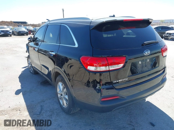 2017 Kia Sorento LX with VIN 5XYPG4A32HG289284, listed as a IAAI auction lot 41869868 with 130,199 mi miles. Bid and sale history available at carsss.com. Image 3.