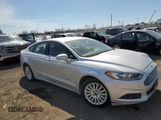 2016 Ford Fusion SE Hybrid with VIN 3FA6P0LU4GR352115, listed as a Copart auction lot 50616775 with 86,579 mi miles and Salvage title. Bid and sale history available at DreamBid. Image 4.