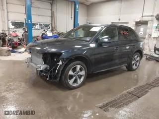 2020 Audi Q5 Premium with VIN WA1ANAFY8L2080935, listed as a IAAI auction lot 41148067 with 49107 miles. Bid and sale history available at carsss.com. Image 20.