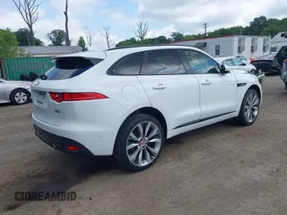 2017 Jaguar F-Pace 35t R-Sport с VIN SADCL2BV5HA064702, выставлен на аукционе IAAI как лот 42711257 с пробегом 99 586 миль миль и . История ставок и продаж доступна на DreamBid. Изображение 4.