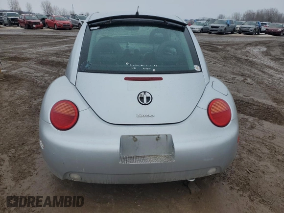 2002 Volkswagen Beetle GLX с VIN 3VWDD21C22M420611, выставлен на аукционе Copart как лот 43028435 с пробегом 217 258 миль миль и Чистый • Clean title. История ставок и продаж доступна на DreamBid. Изображение 6.