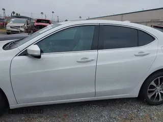 2017 Acura TLX z VIN 19UUB1F35HA010632, wystawiony jako IAAI lot #42433172 z przebiegiem 127 864 mil mil oraz . Historia ofert i sprzedaży dostępna na DreamBid. Obrazek 15.