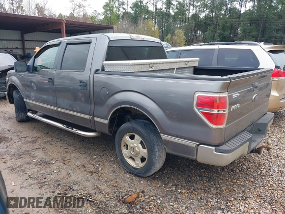2010 Ford F-150 XL with VIN 1FTEW1C85AFA20710, listed as a IAAI auction lot 41309998 with 240,085 mi miles. Bid and sale history available at carsss.com. Image 3.