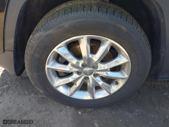 2016 Jeep Cherokee Limited with VIN 1C4PJMDS0GW268519, listed as a IAAI auction lot 41850067 with 106,117 mi miles. Bid and sale history available at carsss.com. Image 21.