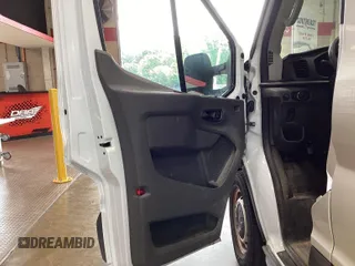 2022 Ford Transit Cargo с VIN 1FTBR1CG6NKA06474, выставлен на аукционе IAAI как лот 42521100 с пробегом 82 772 миль миль и . История ставок и продаж доступна на DreamBid. Изображение 19.