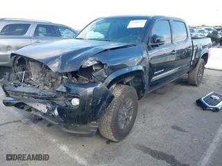 2017 Toyota Tacoma SR5 with VIN 3TMDZ5BN2HM030199, listed as a IAAI auction lot 41409291 with 68,144 mi miles. Bid and sale history available at carsss.com. Image 19.