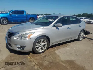 2015 Nissan Altima SV z VIN 1N4AL3AP1FC266021, wystawiony jako Copart lot #59623285 z przebiegiem 55 752 mil mil oraz Szkoda całkowita • Salvage title. Historia ofert i sprzedaży dostępna na DreamBid. Obrazek 1.