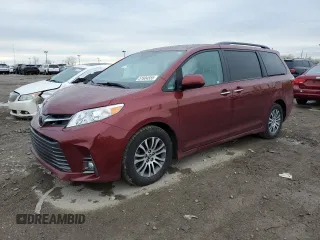 2018 Toyota Sienna XLE Auto Access Seat with VIN 5TDYZ3DC6JS916159, listed as a Copart auction lot 51604555 with 98,408 mi miles and Salvage Title. Bid and sale history available at carsss.com. Image 1.