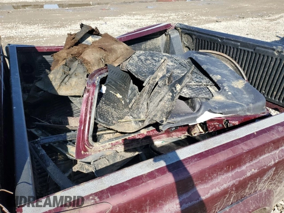 2000 Dodge Dakota Sport z VIN 1B7GG2AN6YS760921, wystawiony jako Copart lot #46891135 z przebiegiem Nie podano mil oraz Szkoda całkowita • Salvage title. Historia ofert i sprzedaży dostępna na DreamBid. Obrazek 13.