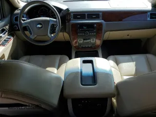 2013 Chevrolet Tahoe LT with VIN 1GNSCBE09DR106668, listed as a Copart auction lot 54814575 with 114,079 mi miles and Clean title. Bid and sale history available at DreamBid. Image 8.