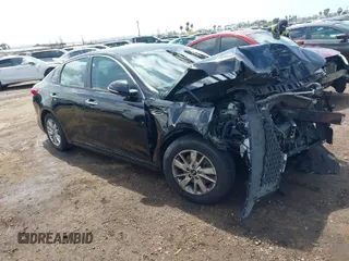 2016 Kia Optima LX z VIN 5XXGT4L35GG109730, wystawiony jako IAAI lot #41896000 z przebiegiem 127 552 mil mil oraz . Historia ofert i sprzedaży dostępna na DreamBid. Obrazek 1.