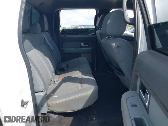 2013 Ford F-150 XL with VIN 1FTFW1CF2DFC17194, listed as a IAAI auction lot 42104978 with 257,406 mi miles. Bid and sale history available at carsss.com. Image 8.