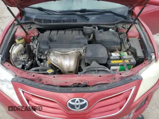 2010 Toyota Camry z VIN 4T1BF3EK9AU105743, wystawiony jako Copart lot #48596965 z przebiegiem 205 265 mil mil oraz Szkoda całkowita • Salvage title. Historia ofert i sprzedaży dostępna na DreamBid. Obrazek 11.