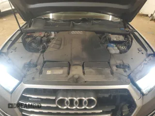 2017 Audi Q7 Prestige with VIN WA1VABF71HD006908, listed as a Copart auction lot 60601775 with 221,608 mi miles and Salvage title. Bid and sale history available at DreamBid. Image 12.