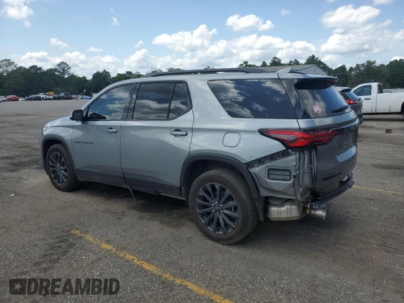 2023 Chevrolet Traverse RS z VIN 1GNEVJKW3PJ339894, wystawiony jako Copart lot #55284345 z przebiegiem 20 737 mil mil oraz Szkoda całkowita • Salvage title. Historia ofert i sprzedaży dostępna na DreamBid. Obrazek 2.