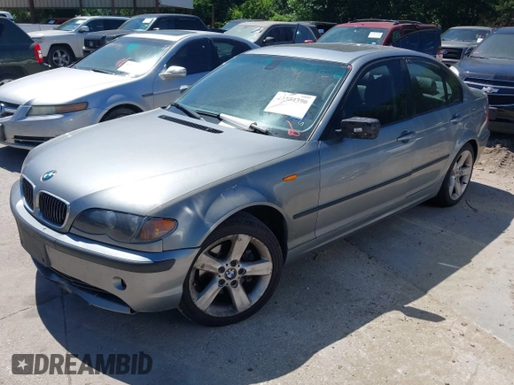 2005 BMW 3 Series 325i with VIN WBAEV33475KW16701, listed as a IAAI auction lot 42304390 with 176,620 mi miles and . Bid and sale history available at DreamBid. Image 2.