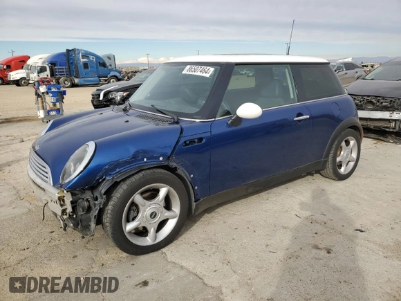 2002 MINI Hardtop with VIN WMWRC33472TC38332, listed as a Copart auction lot 86507464 with 175,252 mi miles and Salvage Title. Bid and sale history available at DreamBid. Image 1.