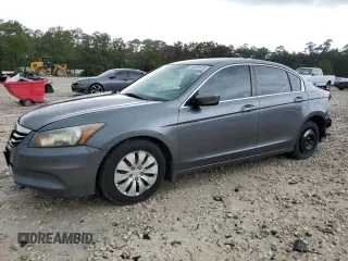 2011 Honda Accord LX z VIN 1HGCP2F33BA136417, wystawiony jako Copart lot #55905435 z przebiegiem 153 304 mil mil oraz Szkoda całkowita • Salvage title. Historia ofert i sprzedaży dostępna na DreamBid. Obrazek 1.