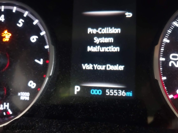 2021 Toyota RAV4 XLE with VIN 2T3P1RFV0MW151943, listed as a IAAI auction lot 39720685 with 55,536 mi miles. Bid and sale history available at carsss.com. Image 7.