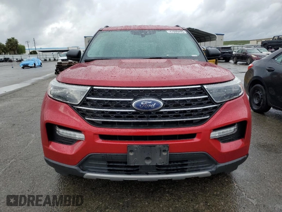 2020 Ford Explorer XLT with VIN 1FMSK7DH8LGC47284, listed as a Copart auction lot 47899495 with 52,016 mi miles and Salvage Title. Bid and sale history available at carsss.com. Image 5.