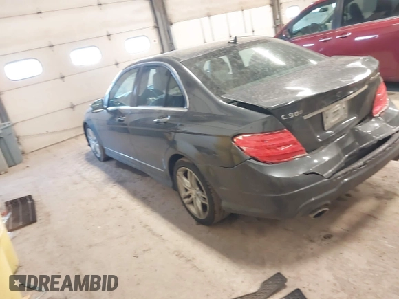 2013 Mercedes-Benz C 300 Sport with VIN WDDGF8AB8DR279197, listed as a IAAI auction lot 41735402 with 205,746 mi miles and . Bid and sale history available at carsss.com. Image 3.
