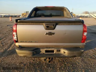 2012 Chevrolet Avalanche LS with VIN 3GNTKEE79CG267753, listed as a Copart auction lot 82149704 with 162,717 mi miles and Salvage Title. Bid and sale history available at carsss.com. Image 6.