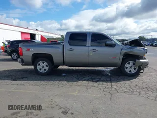 2007 Chevrolet Silverado 1500 LTZ with VIN 3GCEK13Y97G546454, listed as a IAAI auction lot 41819070 with 161,498 mi miles and . Bid and sale history available at DreamBid. Image 14.