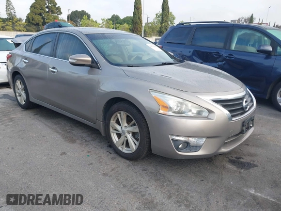 2013 Nissan Altima S with VIN 1N4AL3AP7DN457752, listed as a IAAI auction lot 42071638 with 114,922 mi miles and . Bid and sale history available at DreamBid. Image 1.