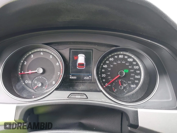 2021 Volkswagen Atlas SE with VIN 1V2PE2CAXMC231037, listed as a IAAI auction lot 41380581 with 40,889 mi miles and . Bid and sale history available at DreamBid. Image 7.