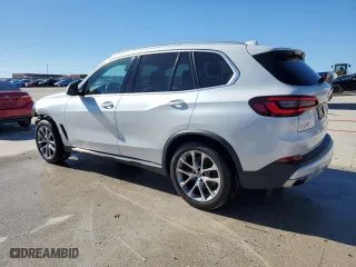 2021 BMW X5 sDrive40i with VIN 5UXCR4C01M9H47129, listed as a Copart auction lot 86374664 with 49,127 mi miles and Clean Title. Bid and sale history available at carsss.com. Image 2.