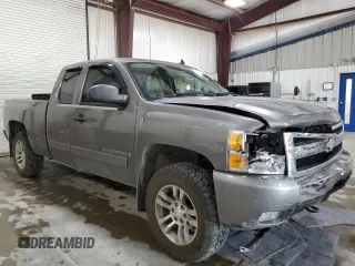 2007 Chevrolet Silverado 1500 1LT with VIN 1GCEK19J87E507890, listed as a Copart auction lot 54205995 with 131,642 mi miles and Salvage Title. Bid and sale history available at DreamBid. Image 4.