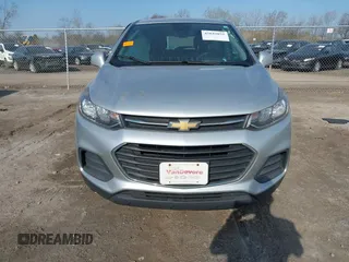 2018 Chevrolet Trax LS with VIN KL7CJNSB6JB510894, listed as a IAAI auction lot 42045055 with 118,647 mi miles. Bid and sale history available at carsss.com. Image 12.