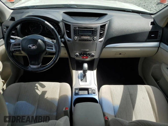 2013 Subaru Outback Premium z VIN 4S4BRCCC3D3303408, wystawiony jako Copart lot #54954385 z przebiegiem 135 960 mil mil oraz Szkoda całkowita • Salvage title. Historia ofert i sprzedaży dostępna na DreamBid. Obrazek 8.