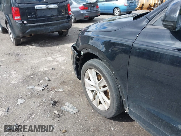 2017 Audi Q3 Premium z VIN WA1ECCFS4HR009874, wystawiony jako IAAI lot #41983904 z przebiegiem 74 785 mil mil oraz . Historia ofert i sprzedaży dostępna na DreamBid. Obrazek 6.
