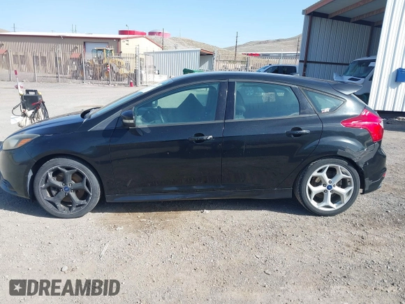 2014 Ford Focus ST with VIN 1FADP3L97EL199309, listed as a IAAI auction lot 41969919 with 174,344 mi miles and . Bid and sale history available at carsss.com. Image 15.